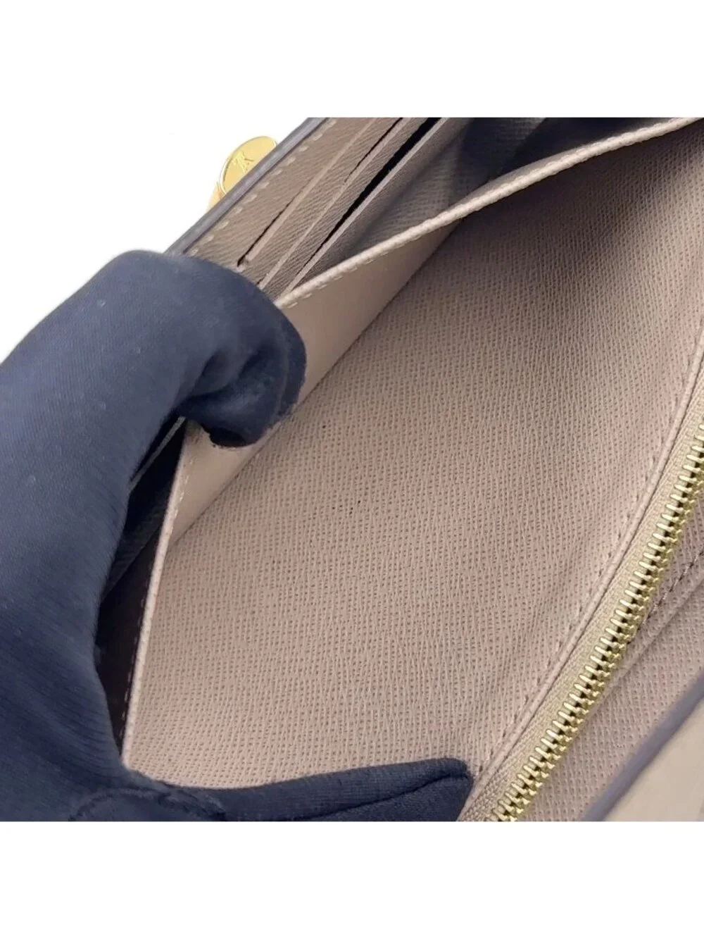 Louis Vuitton Portefeuille Twist Epi Leather Beige Wallet Gold